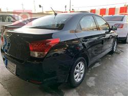 هیوندای رێینا